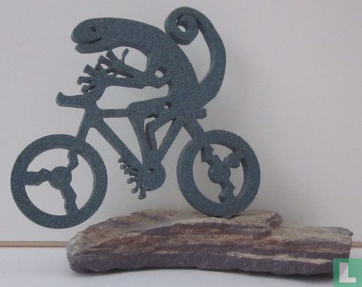 Gecko auf dem Fahrrad - Bild 1