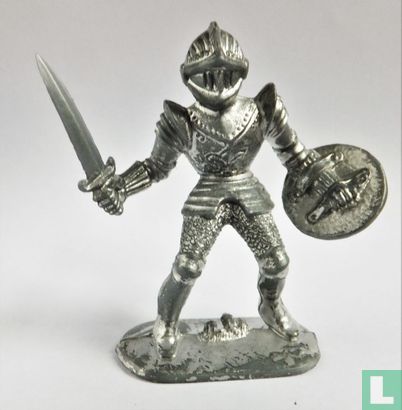 Chevalier avec épée et bouclier - Image 1