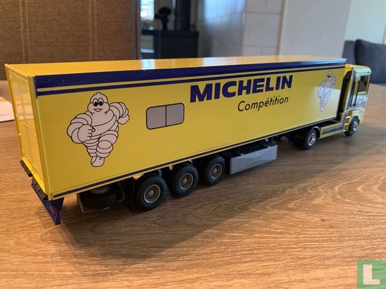 Renault Magnum AE500 "Michelin Competition" - Image 2