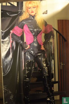 Dressing for Pleasure 19 - Image 3