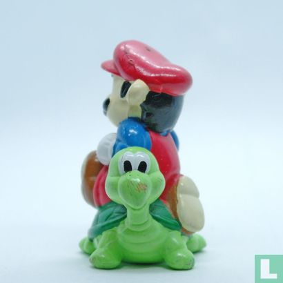Super Mario op de rug van een schildpad - Afbeelding 1