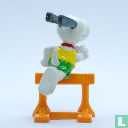 Snoopy comme un coureur de haies - Image 2