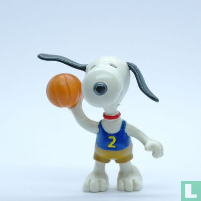 Snoopy basketballer - Image 1