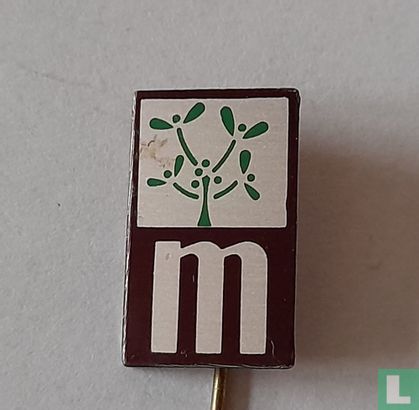 M (avec plante)
