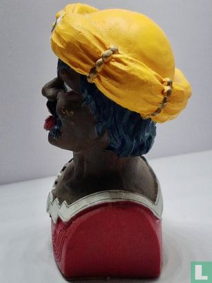 Moor mit gelbem Turban und Tablette auf der Zunge - Bild 2