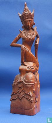 Balinese woman - Image 1