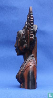 Statues de mariage indonésiennes - Femme - Image 3