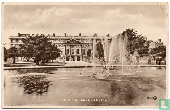 Hampton Court from E. - Afbeelding 1