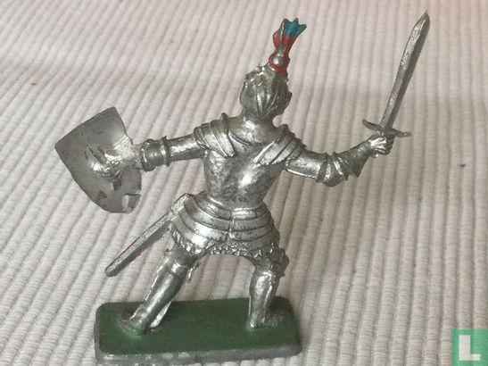 Knight with sword and shield  - Image 2