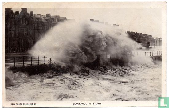 Blackpool in Storm - Bild 1