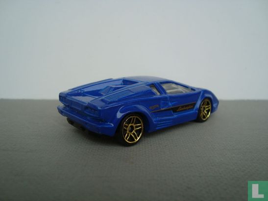 Lamborghini Countach - Image 2