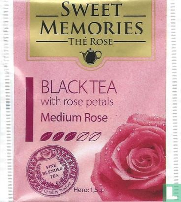 Black Tea with rose petals    - Image 1