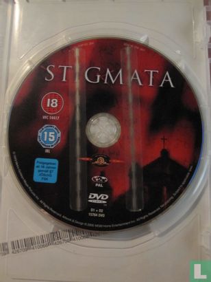 Stigmata - Afbeelding 3