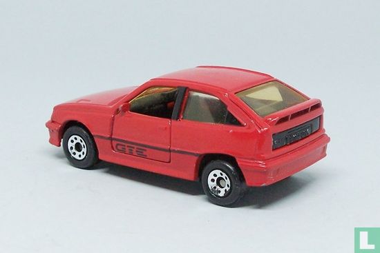 Vauxhall Astra GTE - Bild 2