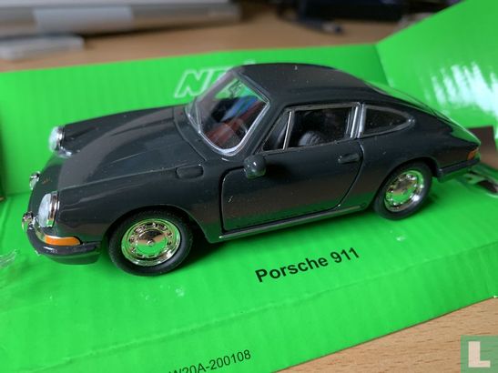 Porsche 911 - Bild 2