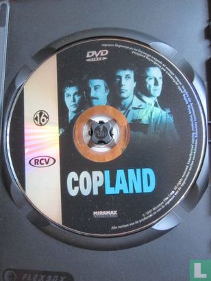 Cop Land - Image 3