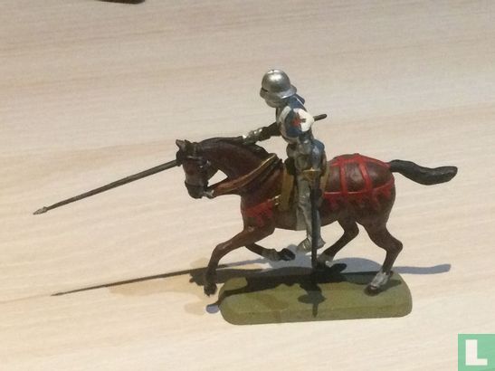 Burgundian knight on horseback - Image 2