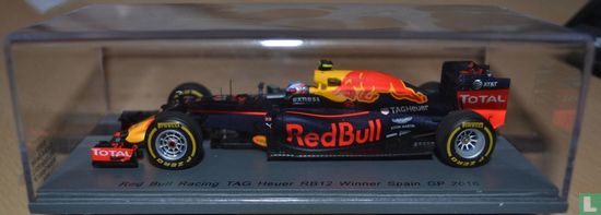 Red Bull Racing RB12  - Bild 2