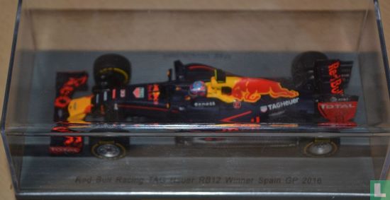 Red Bull Racing RB12  - Bild 3