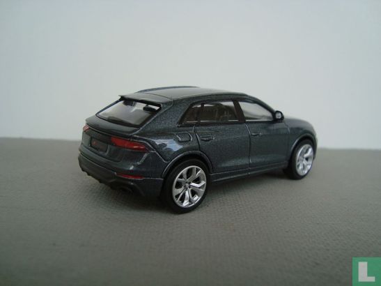 Audi RS Q8 - Image 2
