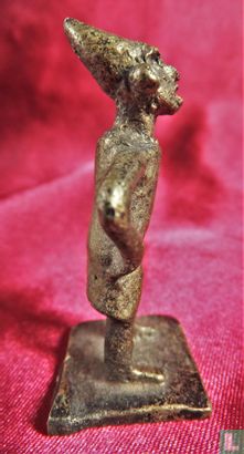 Bronze Asante Goldweight - Man with Hands at Side - Image 2