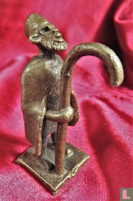 Bronze Asante Goldgewicht - Mann mit Stab - Bild 1