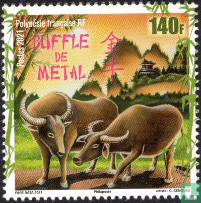 Metal buffalo