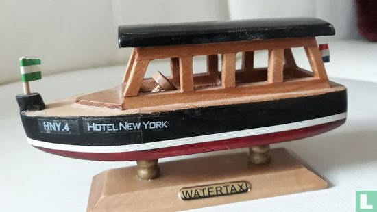 Watertaxi hotel New York - Image 1