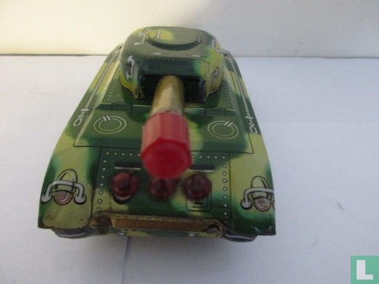 Leger tank - Image 2