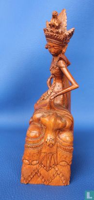 Balinese woman - Image 2