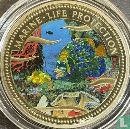 Palau 1 dollar 2001 (PROOF - gekleurd) "Marine Life Protection - Glittering fish" - Afbeelding 2