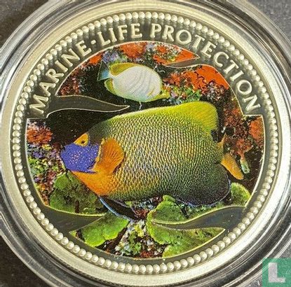 Palau 5 dollars 2001 (PROOF) "Marine Life Protection - Blueface angelfish & butterflyfish" - Afbeelding 2