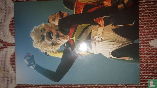 Madonna A004 - Image 1