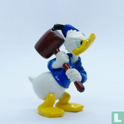 Donald Duck with hammer - Image 1