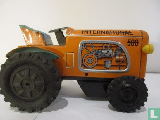 Tractor met geluid - International 500 - Afbeelding 1