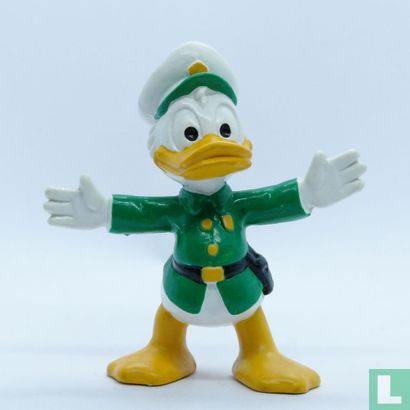 Donald as a police officer - Image 1