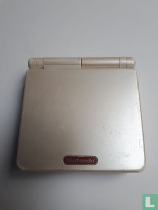 Game Boy Advance SP: Famicom Edition  - Afbeelding 2