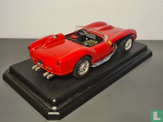 Ferrari 250 Testa Rossa  - Bild 2