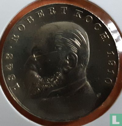 DDR 5 mark 1968 (geschreven rand) "125th anniversary Birth of Robert Koch" - Afbeelding 2