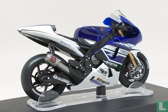 Yamaha YZR-M1 #46 - 2013 - Image 2