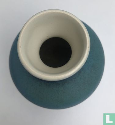 Vase 538 - blue - Image 3