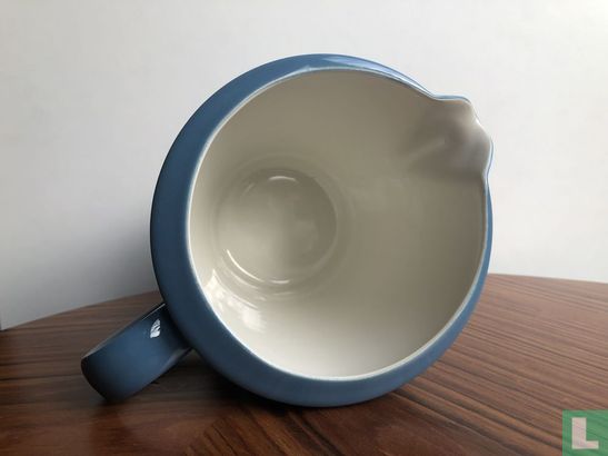 Jubilant milk jug - royal blue - Image 3