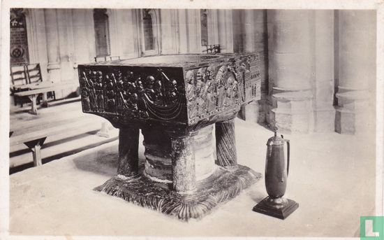 The Font, of black Tournai marble - Afbeelding 1