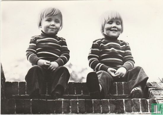 Z.K.H. Prins Willem Alexander en zijn broertje Z.K.H. Prins Johan Friso - Image 1
