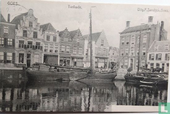 Turfkade - Image 1