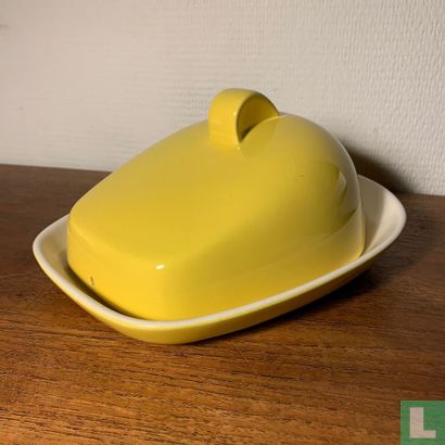 Symphony cheese dome - yellow - Image 1