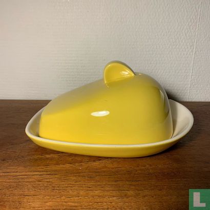 Symphony cheese dome - yellow - Image 2