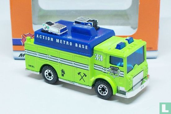 Mack Auxiliary Power Truck - Image 1