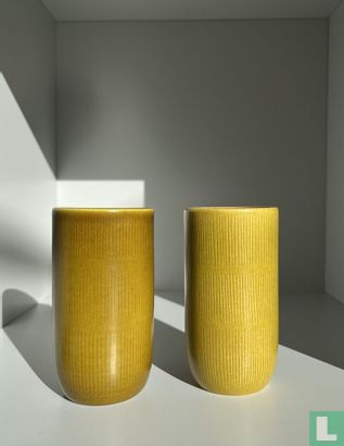 Vase 705C mustard yellow - Image 1