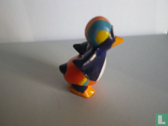 Schwimmender Pinguin - Bild 2